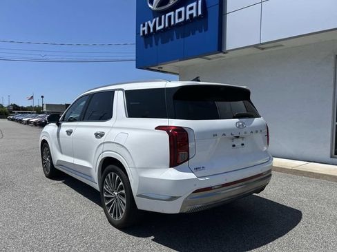 Certified 2025 Hyundai Palisade Calligraphy AWD/4WD image 5