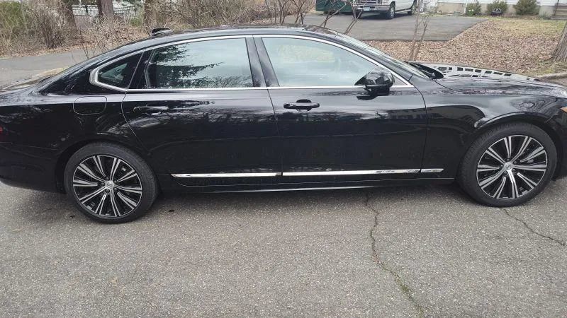 Used 2024 Volvo S90 B6 Plus AWD/4WD image 5