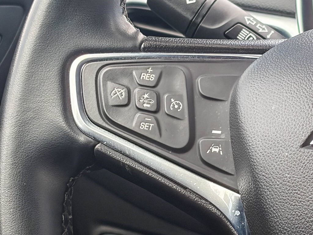 Used 2024 Chevrolet Equinox LT AWD/4WD image 17