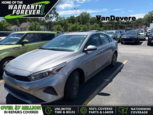 Used 2024 Kia Forte LXS w/ LXS Technology Package FWD image 1