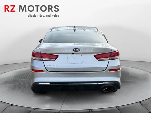 Used 2020 Kia Optima LX image 4
