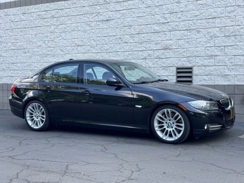 Used 2011 BMW 335d Sedan RWD image 4