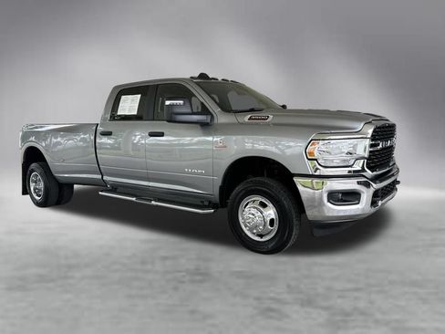 Used 2024 RAM 3500 Big Horn AWD/4WD image 2