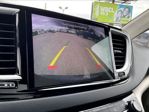 Used 2022 Chrysler Pacifica Touring-L FWD image 22