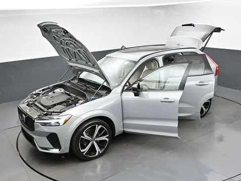 Used 2024 Volvo XC60 B5 Ultimate w/ Protection Package Premier AWD/4WD image 54