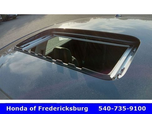 Used 2025 Honda Accord Touring image 9