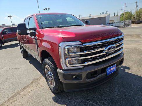 New 2026 Ford F250 King Ranch w/ FX4 Off-Road Package AWD/4WD image 2