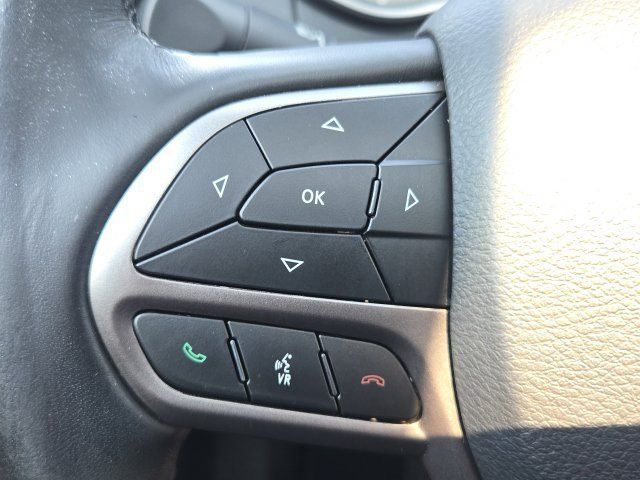 Used 2021 Jeep Cherokee Latitude Lux w/ Sun & Sound Group AWD/4WD image 14