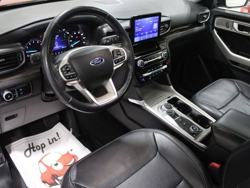 Used 2023 Ford Explorer Limited w/ Equipment Group 301A image 46