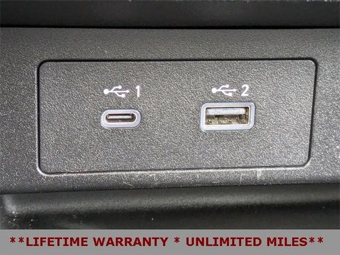 Used 2022 Mitsubishi Outlander SE image 26