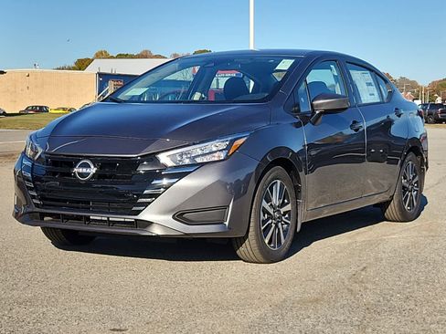 New 2025 Nissan Versa SV w/ Trunk Package image 1