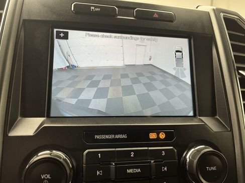 Certified 2018 Ford F250 XLT w/ XLT Premium Package image 6