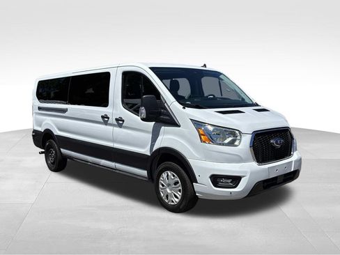 Used 2024 Ford Transit 350 XLT RWD image 3