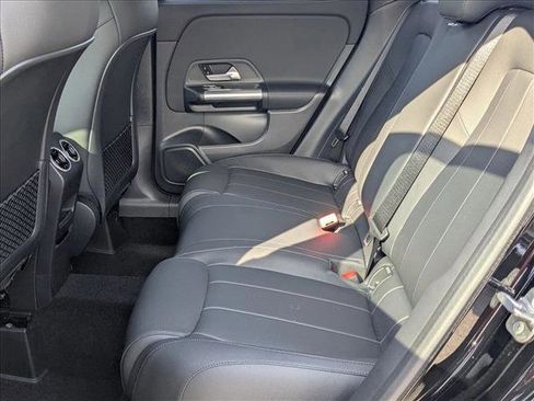 Used 2025 Mercedes-Benz GLA 250 GLA 250 image 14