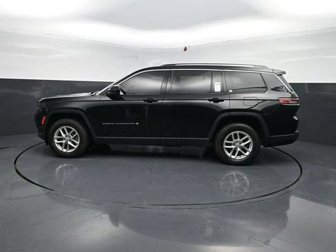 Used 2022 Jeep Grand Cherokee L Laredo w/ Luxury Tech Group I AWD/4WD image 5
