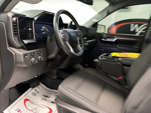 Used 2025 Chevrolet Silverado 1500 RST w/ Protection Package AWD/4WD image 9