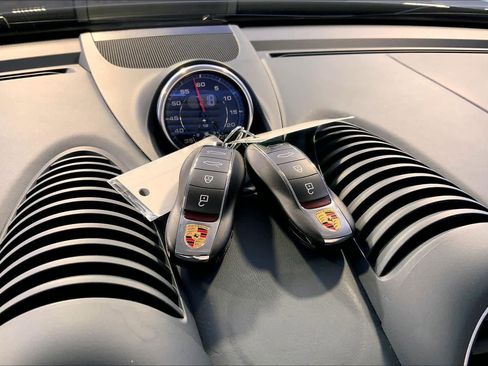 Used 2025 Porsche 718 Boxster S image 20