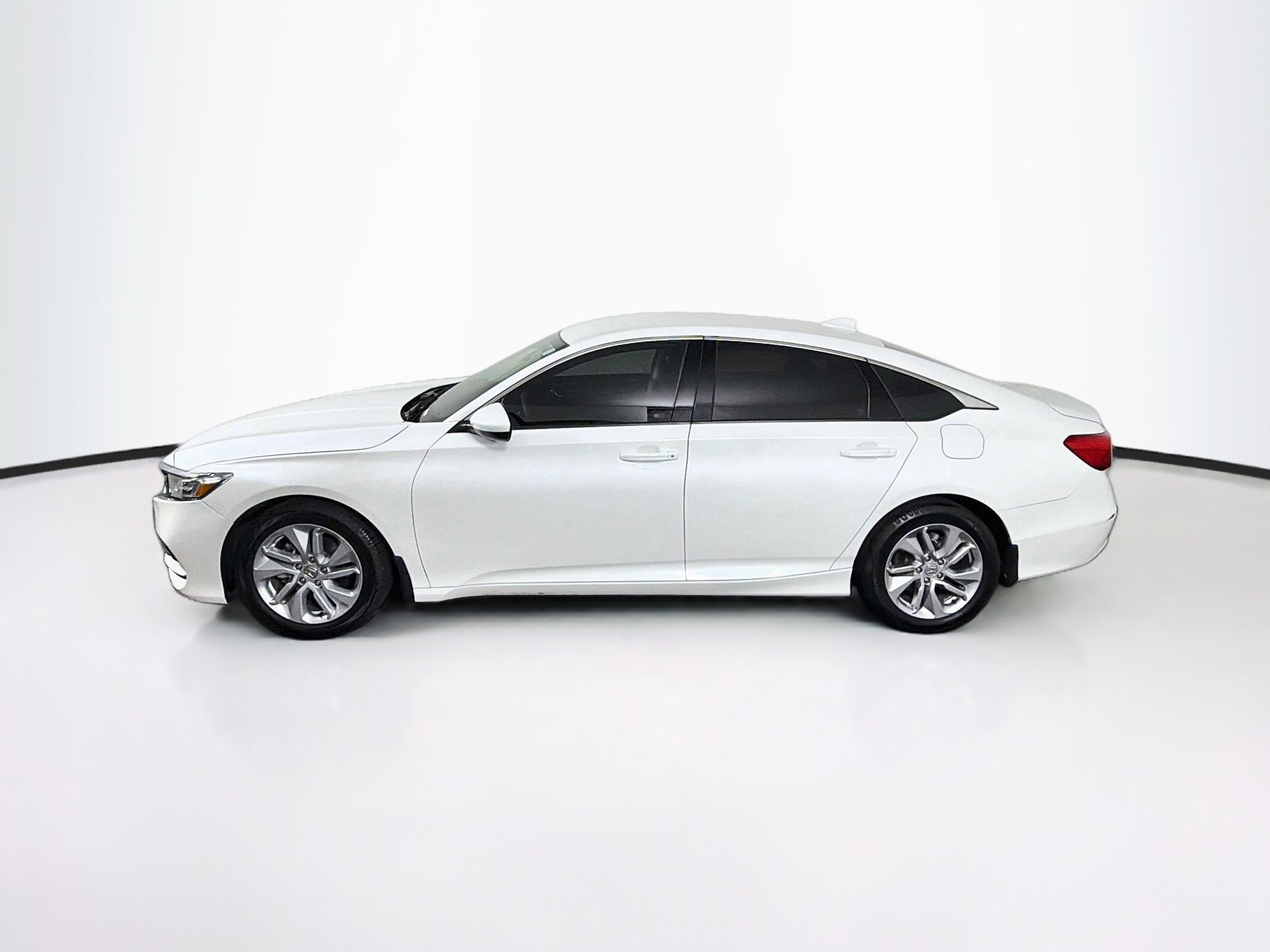 Used 2020 Honda Accord LX image 4