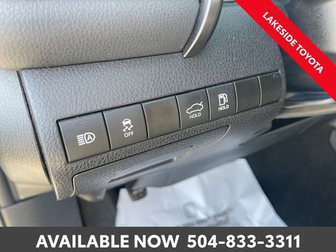 Used 2023 Toyota Camry SE image 21