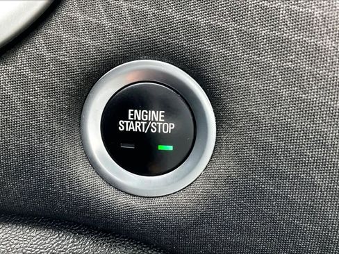 Used 2024 Chevrolet Malibu LT image 33