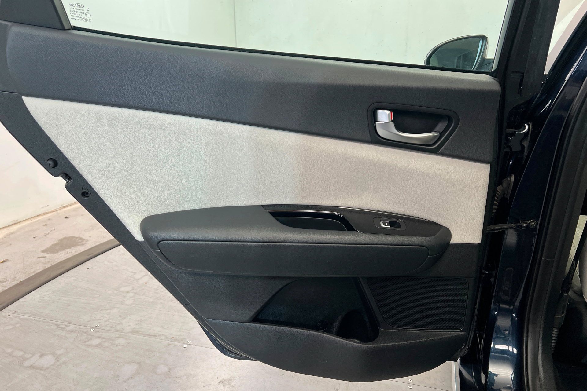 Used 2018 Kia Optima EX FWD image 18