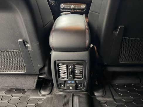 Used 2022 Dodge Durango R/T w/ Trailer Tow Group IV AWD/4WD image 28