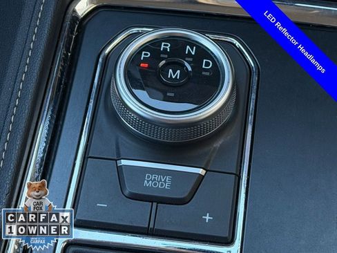 Used 2023 Ford Expedition XLT image 19