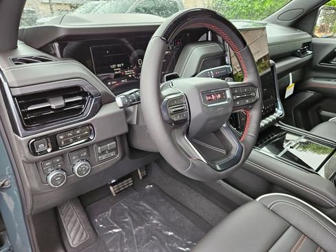 New 2026 GMC Yukon XL AT4 Ultimate AWD/4WD image 23