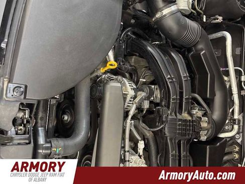 Used 2022 Subaru Outback Premium image 41