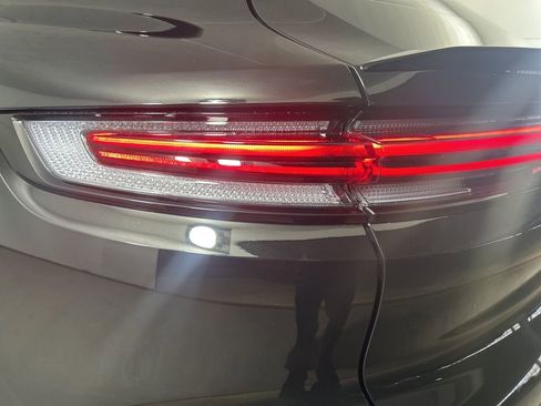 Certified 2026 Porsche Cayenne Coupe image 18