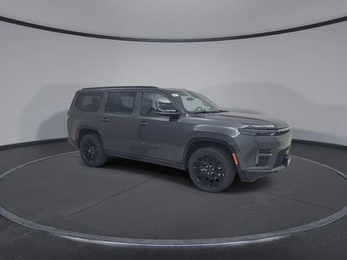 New 2026 Jeep Grand Wagoneer Limited AWD/4WD image 2