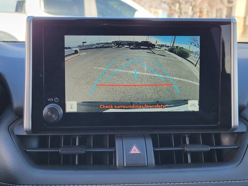 Used 2025 Toyota RAV4 LE image 29