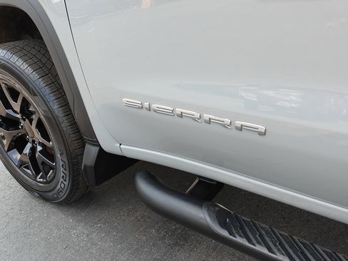 Used 2024 GMC Sierra 1500 Pro w/ Graphite Edition AWD/4WD image 12