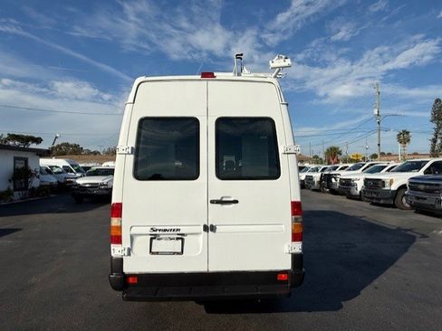 Used 2004 Dodge Sprinter 3500 w/ PWR Convenience Group image 7