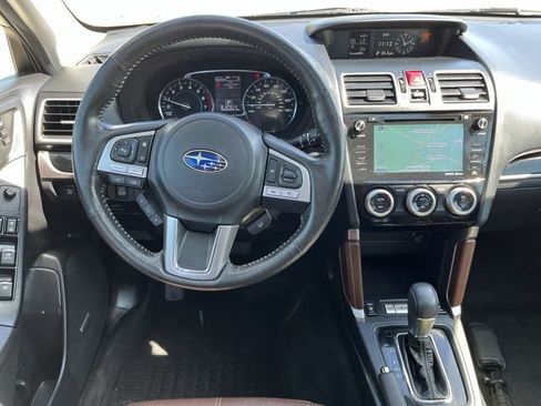 Used 2018 Subaru Forester 2.5i Touring w/ Popular Package #3B AWD/4WD image 13