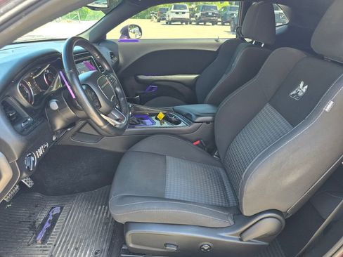 Used 2021 Dodge Challenger R/T Scat Pack RWD image 4