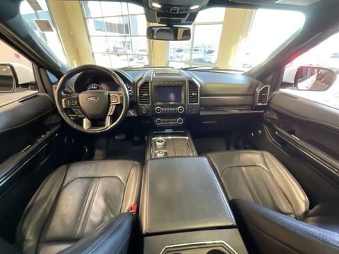 Used 2021 Ford Expedition Max Limited image 8