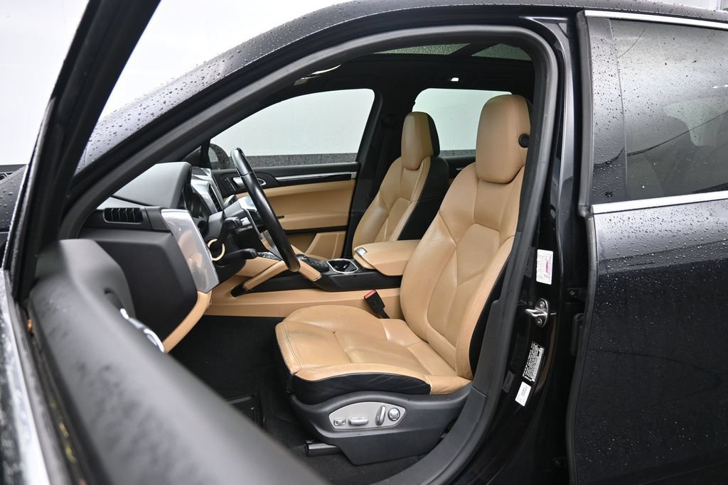 Used 2017 Porsche Cayenne S AWD/4WD image 20