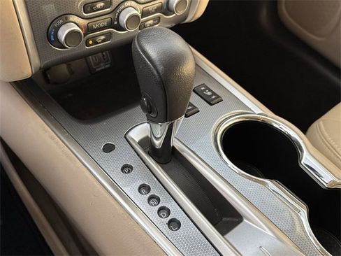 Used 2020 Nissan Pathfinder SL image 14