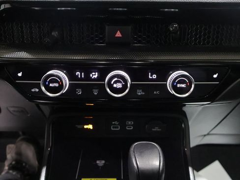 Used 2024 Honda CR-V EX-L image 33