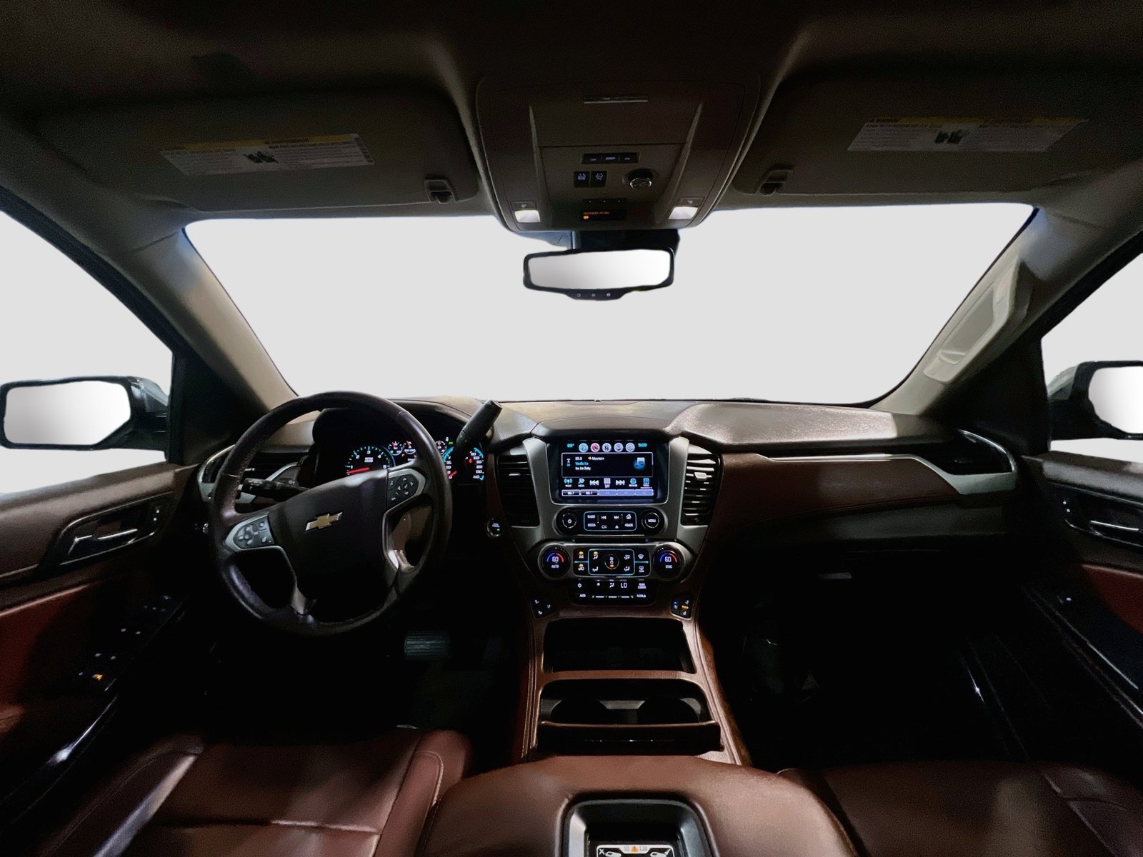 Used 2017 Chevrolet Suburban Premier AWD/4WD image 18