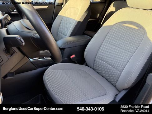 Used 2020 Ford Escape SE Sport image 36