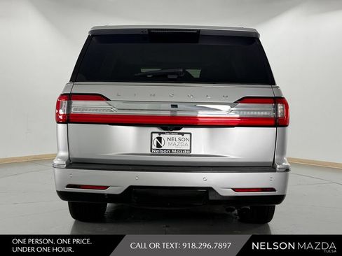Used 2019 Lincoln Navigator Reserve w/ Cargo Package AWD/4WD image 7
