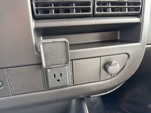 New 2026 Chevrolet Express 3500 w/ Power Convenience Package image 29