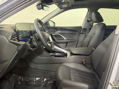 Used 2025 Audi Q5 Premium AWD/4WD image 5