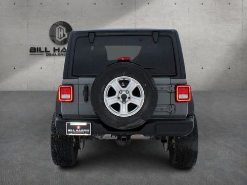 Used 2022 Jeep Wrangler Unlimited Sport AWD/4WD image 8