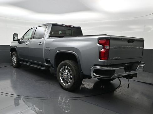 Used 2024 Chevrolet Silverado 2500 LTZ w/ LTZ Convenience Package AWD/4WD image 3