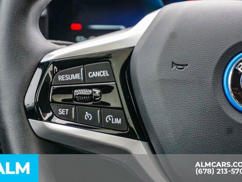 Used 2025 BMW i4 eDrive40 image 30