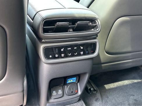 New 2026 Genesis GV80 3.5T Prestige image 27