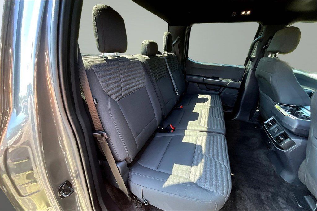 Certified 2021 Ford F150 XL w/ STX Appearance Package AWD/4WD image 30